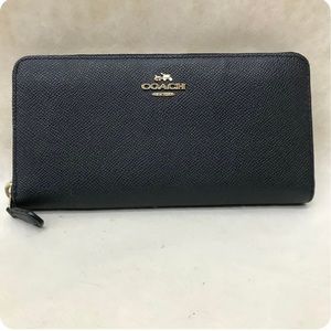 Auth Coach Cross Grain Leather Wallet
